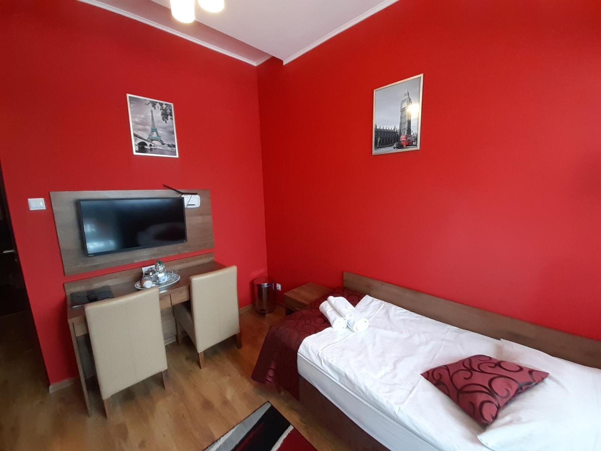 Pensjonat Zielone Wzgorze W Boleslawowie Stronie Śląskie Exterior foto